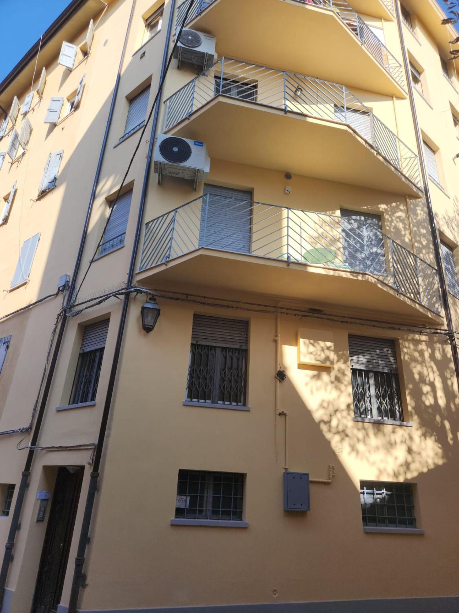 Dei Gallucci Apartment B&B Modena Ngoại thất bức ảnh